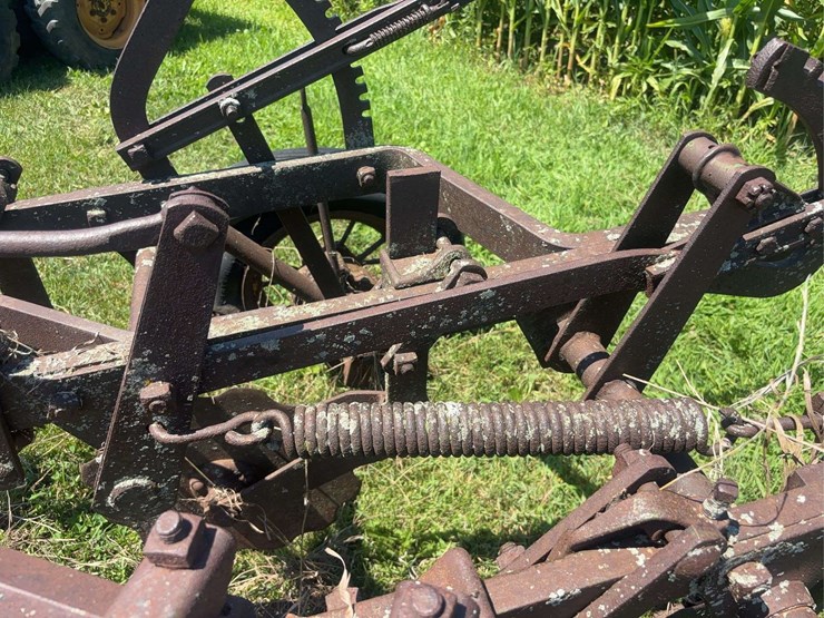john-deere-14-image-32