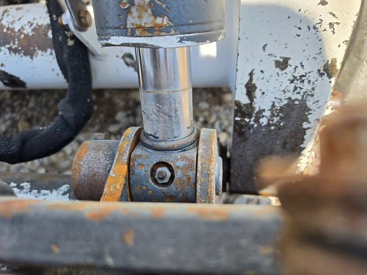 2018-bobcat-t595-image-60