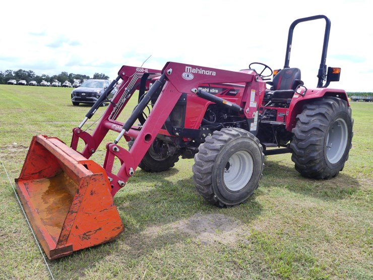 2023-mahindra-4550-image-2