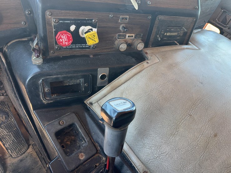 1990-kenworth-k100e-image-16