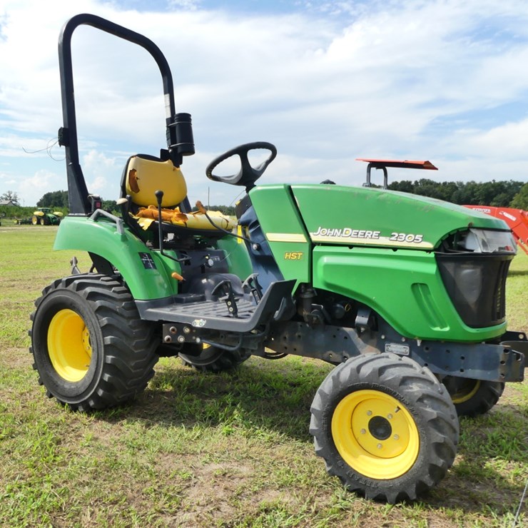 2008 JOHN DEERE 2305