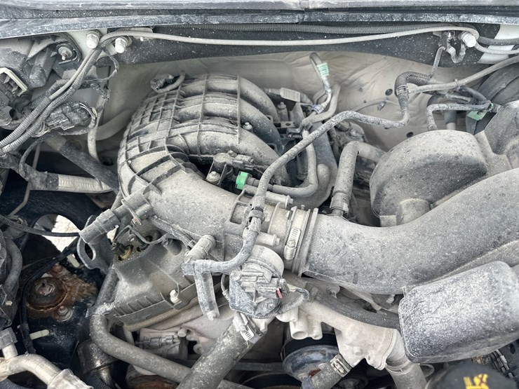 2015-ford-f150-xlt-image-39