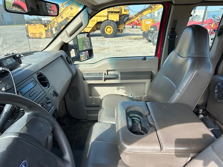 2009-ford-f250-image-33