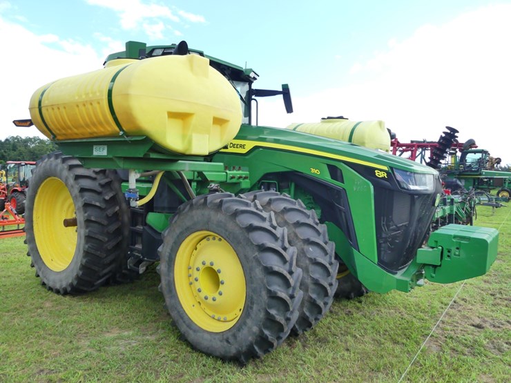 john-deere-310-image-3