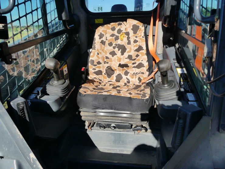 2021-deere-333g-image-13