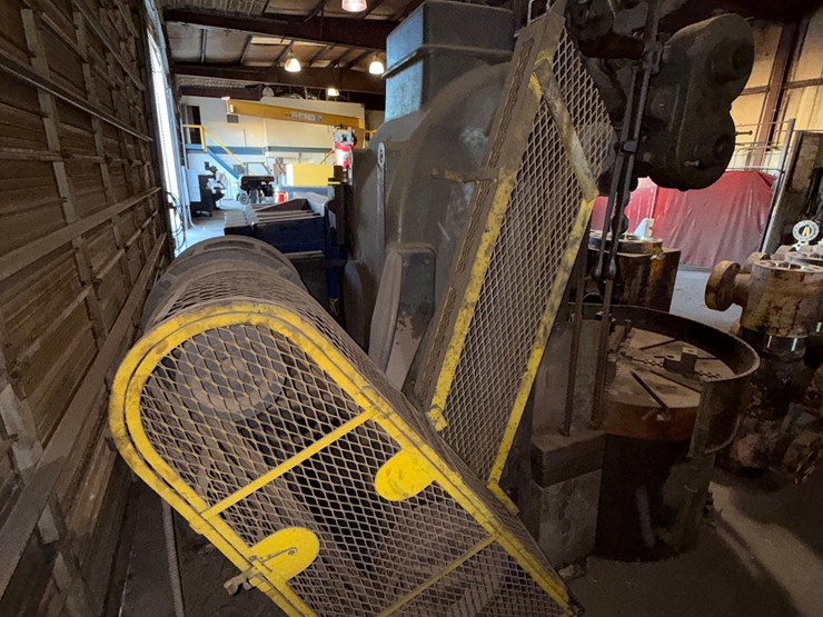 bullard-42”-vertical-turret-lathe-image-4