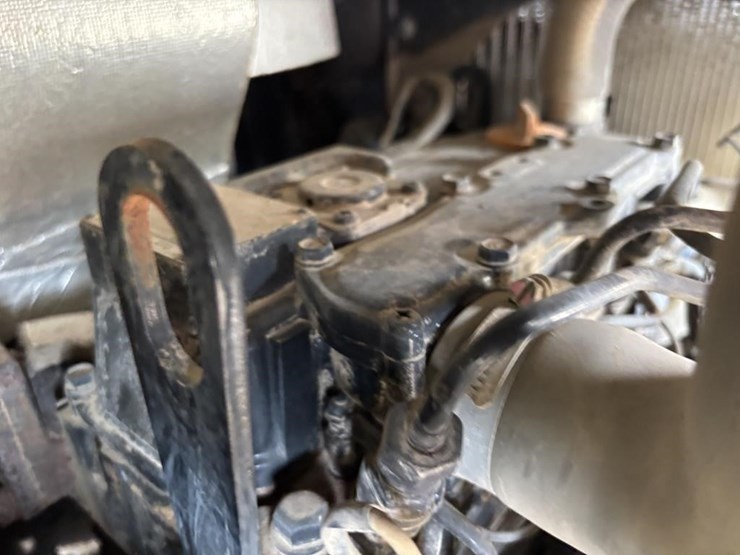 2016-deere-17g-image-43