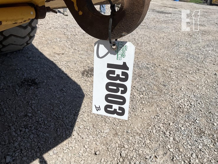 2015-volvo-a25g-image-19
