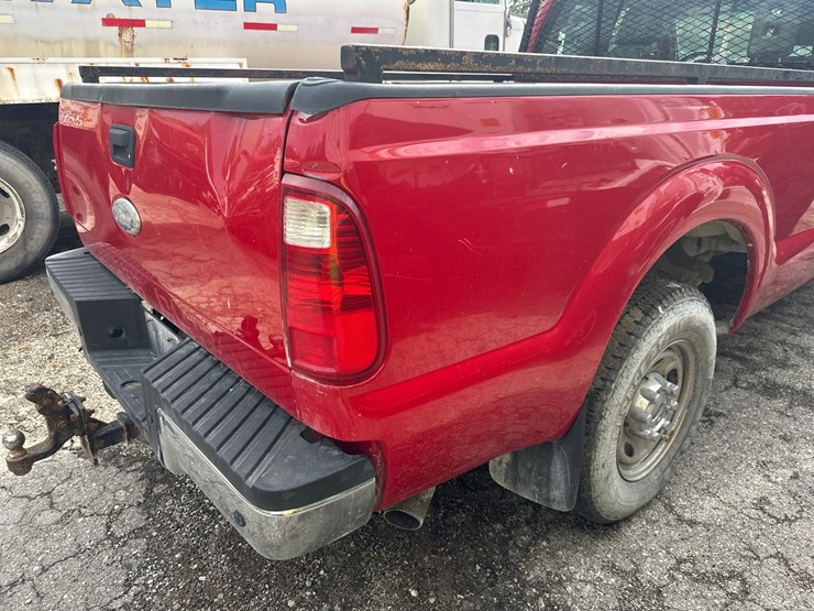 2011-ford-f250-image-17