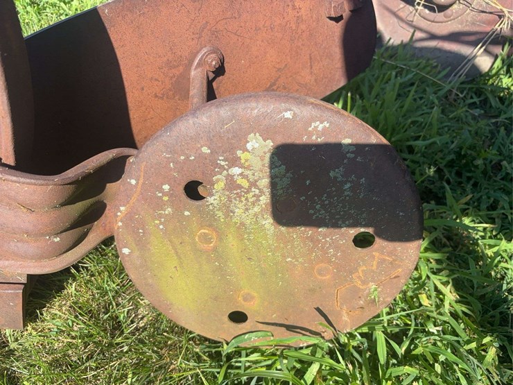 john-deere-16-image-5