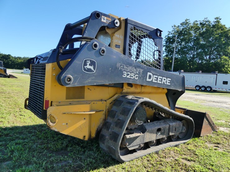 2018-deere-325g-image-3