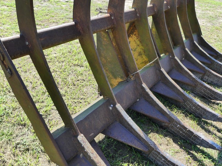pemberton-9'-stacking-rake-image-4
