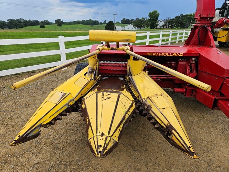 new-holland-900-image-24