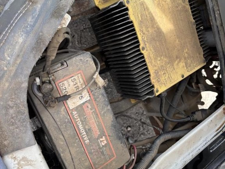 2009-miles-zx40st-image-19