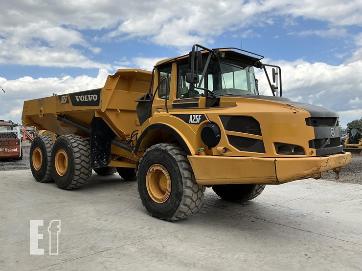 2012-volvo-a25f-image-6