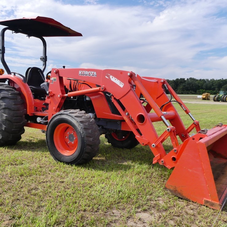 KUBOTA MX5200