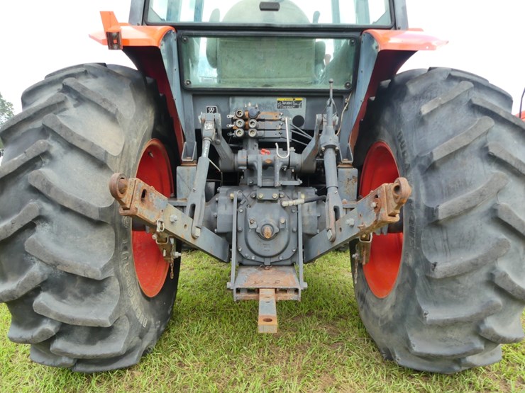 kubota-m9000-image-5