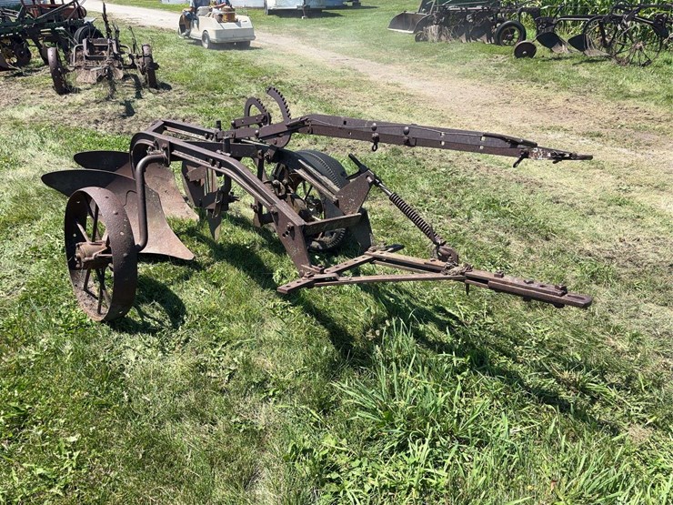 john-deere-14-image-3