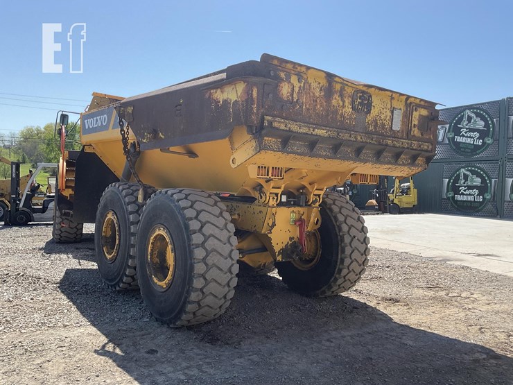 2015-volvo-a25g-image-2