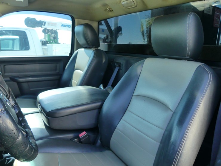 2012-dodge-ram-5500-image-11