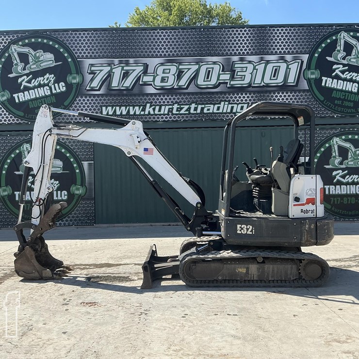 2015 BOBCAT E32