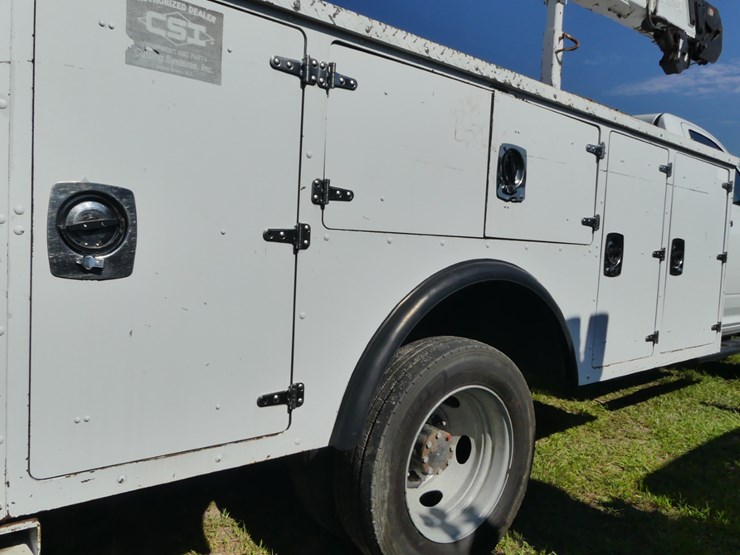 2014-dodge-ram-5500-image-11