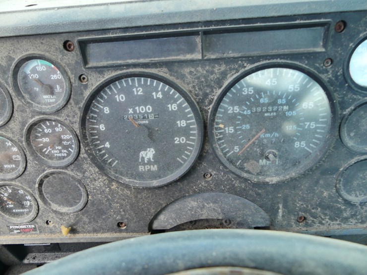 2000-mack-ch612-image-13