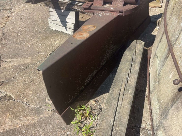6’-three-point-blade-image-8
