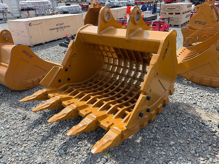 caterpillar-336-image-1