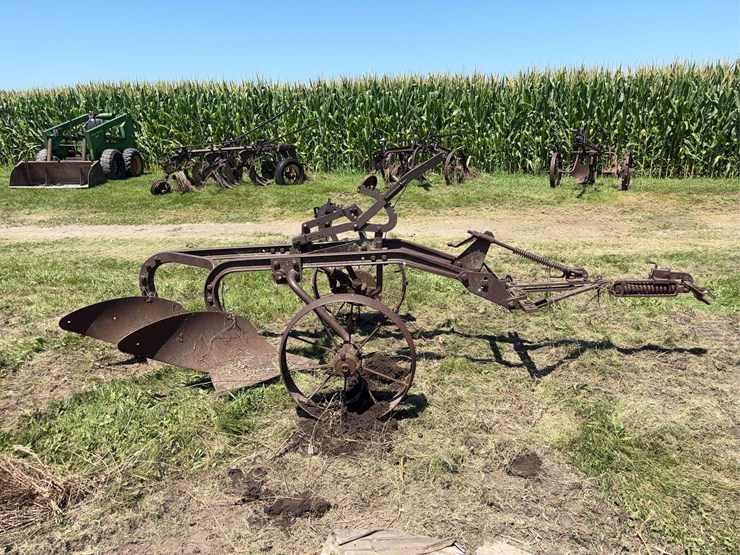 john-deere-14-image-4