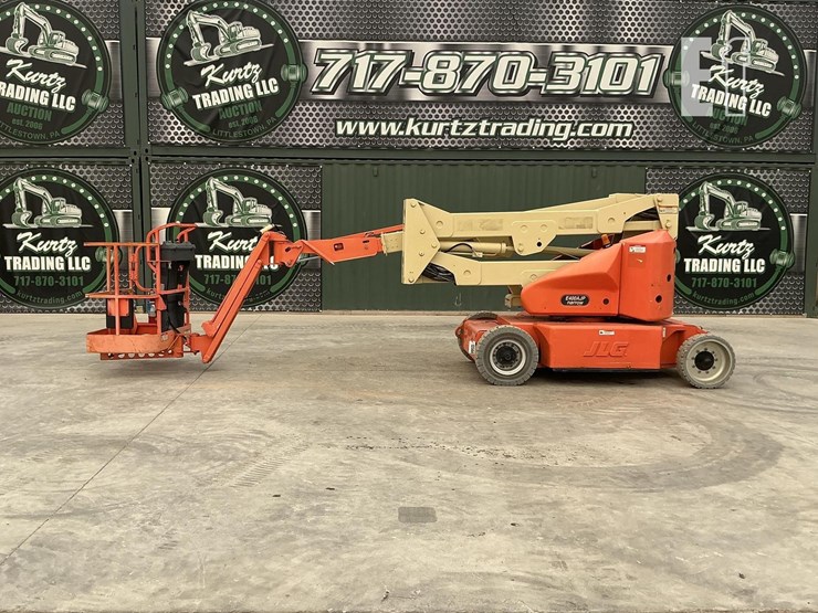 2007-jlg-e400ajpn-image-1
