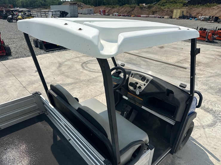 club-car-carryall-300-image-12