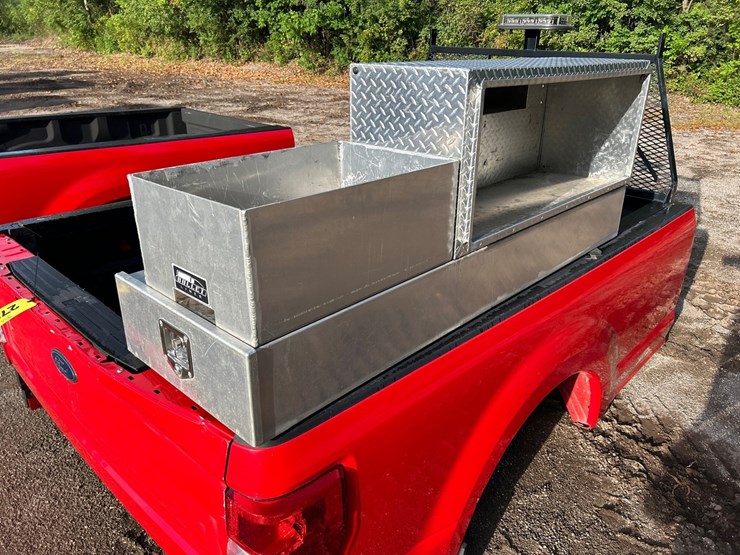 #2789-•-ford-8'-truck-bed-w/-toolboxes-and-headache-rack-image-11