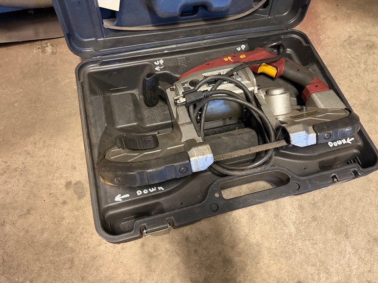 (13)-shelves-w/-welding-related-tools,-wire-&-power-tools-image-18