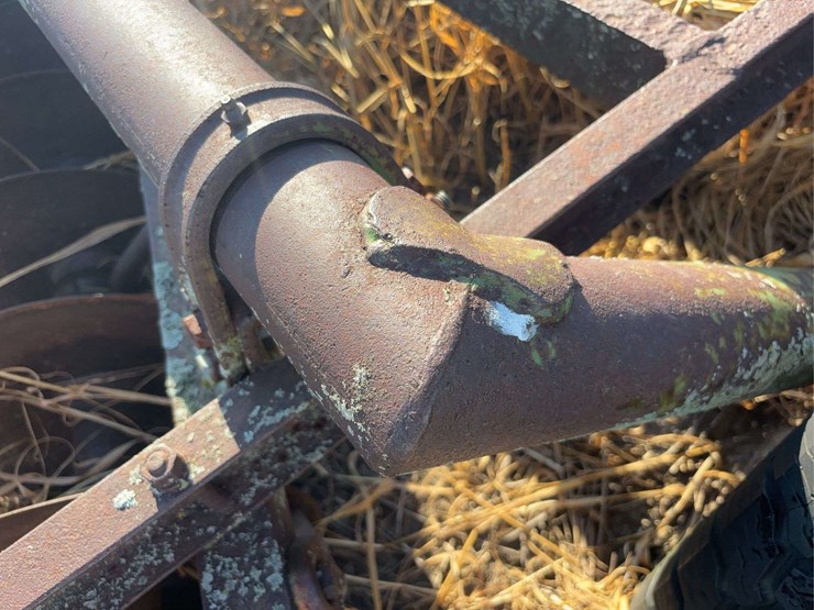 john-deere-11-image-32