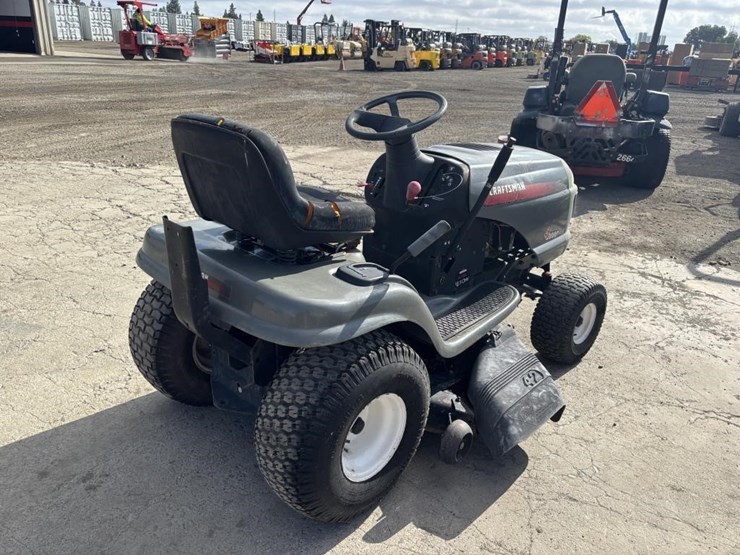 2006-craftsman-lt2000-image-3