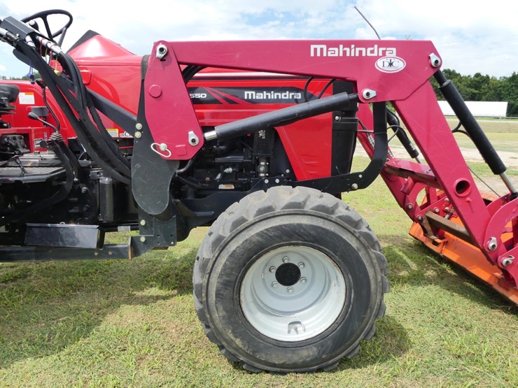 2023-mahindra-4550-image-9