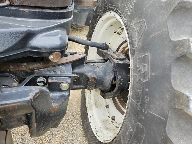 new-holland-tg285-image-61