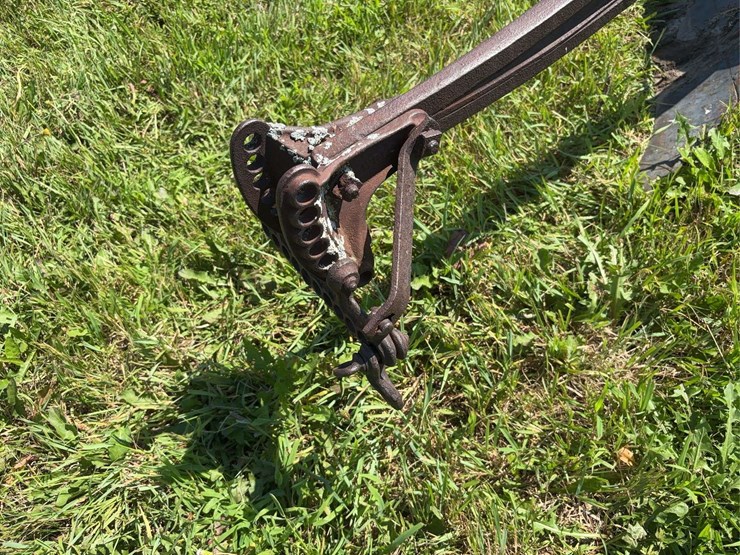 14”-walking-plow-image-10