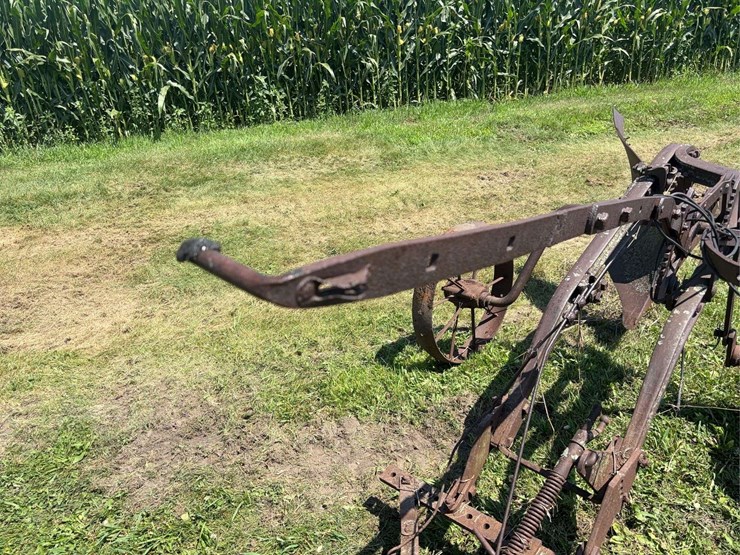 john-deere-18-image-16