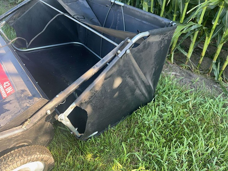 agri-fab-42”-lawnsweep-image-10