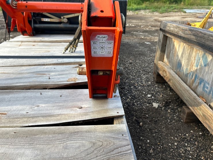 #2741-•-kioti-kl6010-loader-attachment-image-20