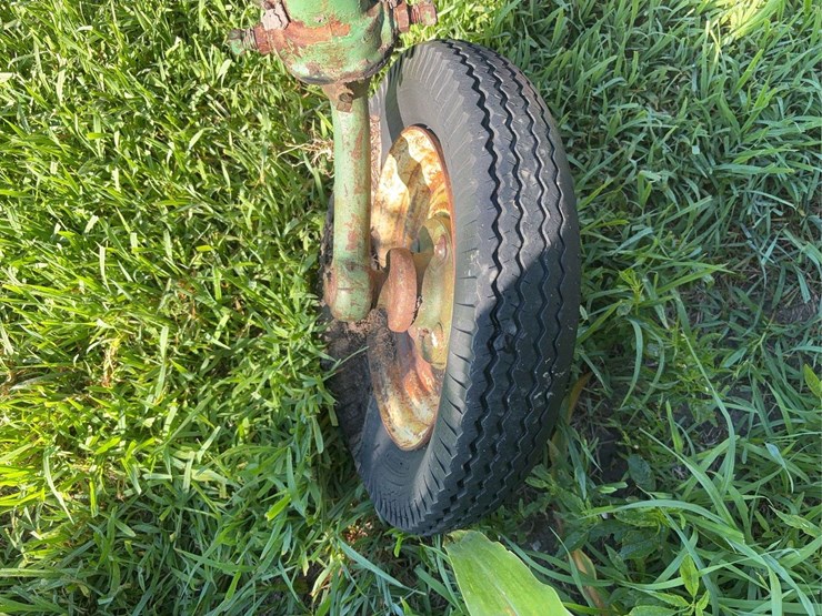 john-deere-f680-image-14