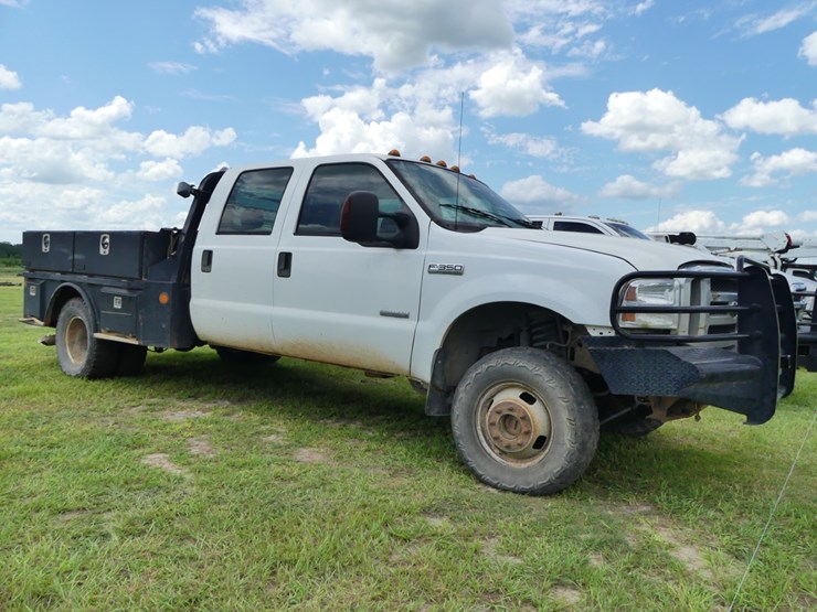 2006-ford-f350-image-1