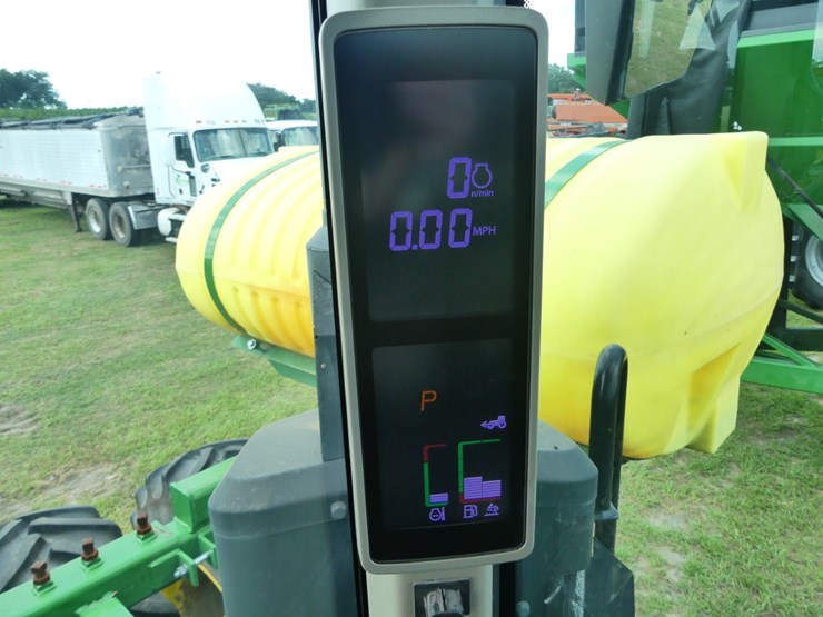 john-deere-310-image-19