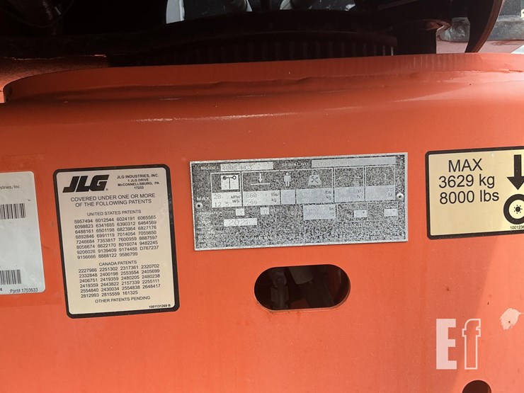 2021-jlg-400s-image-14
