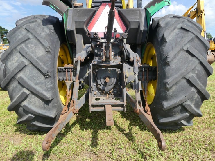 1995-john-deere-5200-image-5
