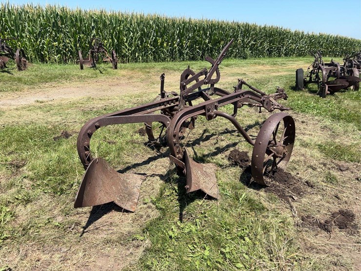 john-deere-14-image-5