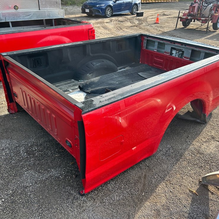 #2788 • Ford Superduty Aluminum 8' Truck Bed