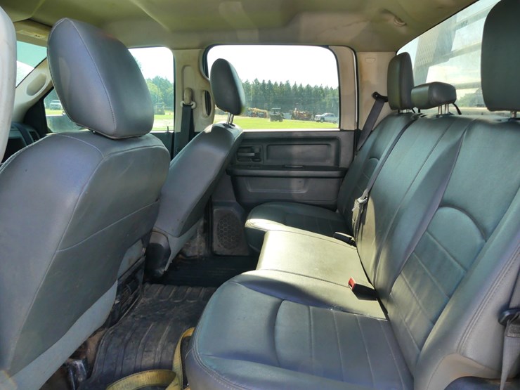 2016-dodge-ram-5500-image-9